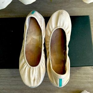 Tieks by Gavrieli Womens 9 Neutral Cream Leather Ballet Flats Casual Slip On